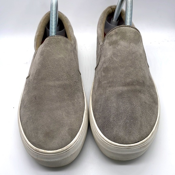 Steve Madden Slip on Sneaker Grey Leather Style:  Gills Sz 8 - Picture 2 of 7
